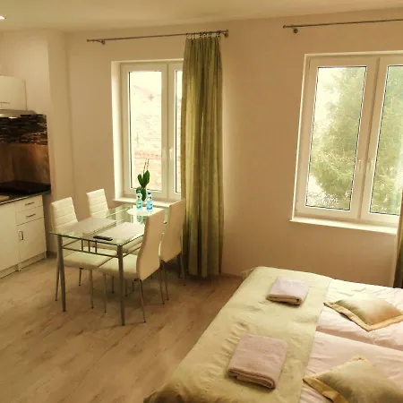 Nad Stawami Habitación en casa particular Zwartowko