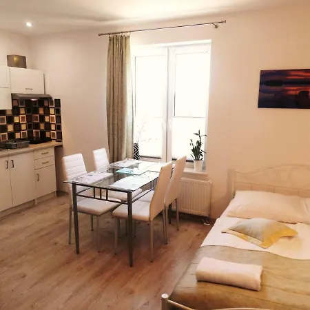 Habitación en casa particular Nad Stawami Zwartowko