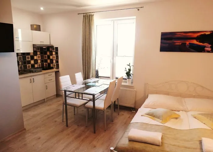 منزل للإقامة Nad Stawami Zwartowko